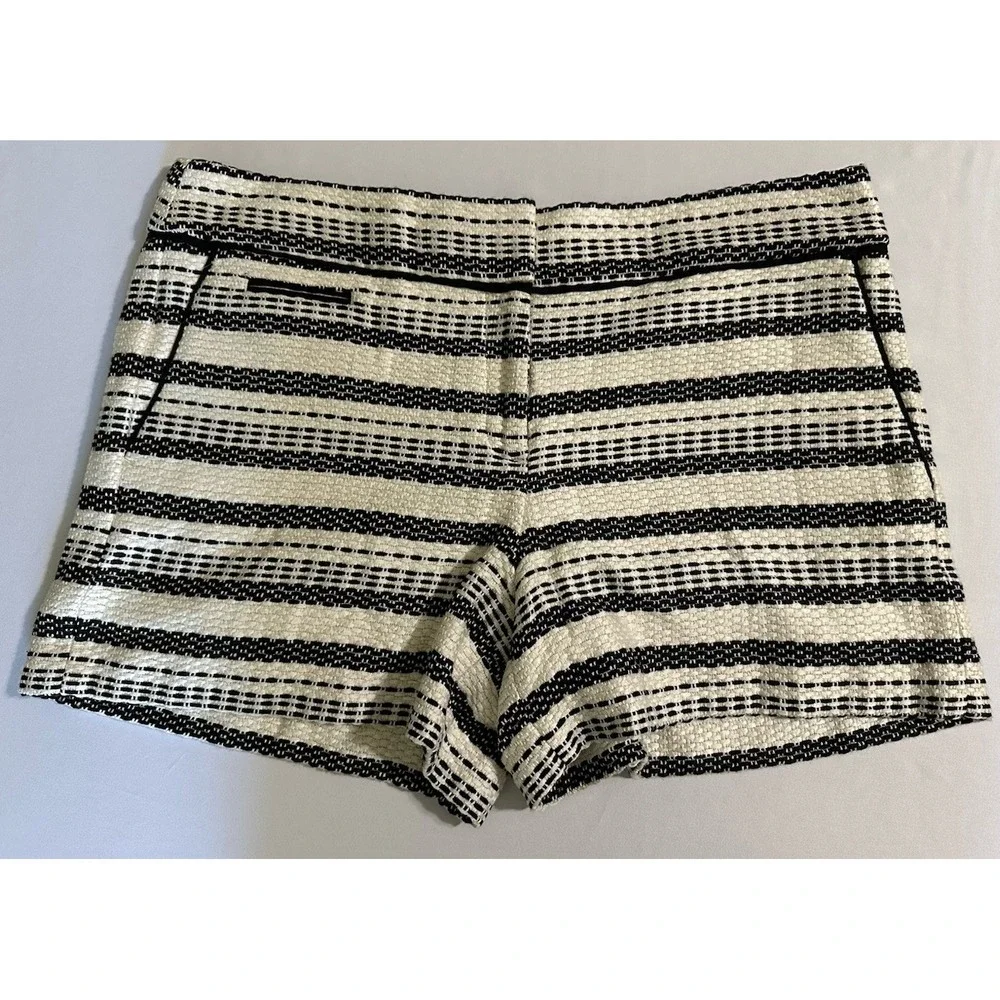 Ann Taylor LOFT Women's Size‎ 10 Black White Textured Stripe Shorts Lined